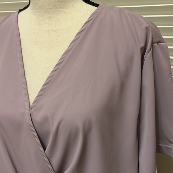129. Lilac Top - Oversized, Wrap Front, Twist Front - Picture 4 of 16
